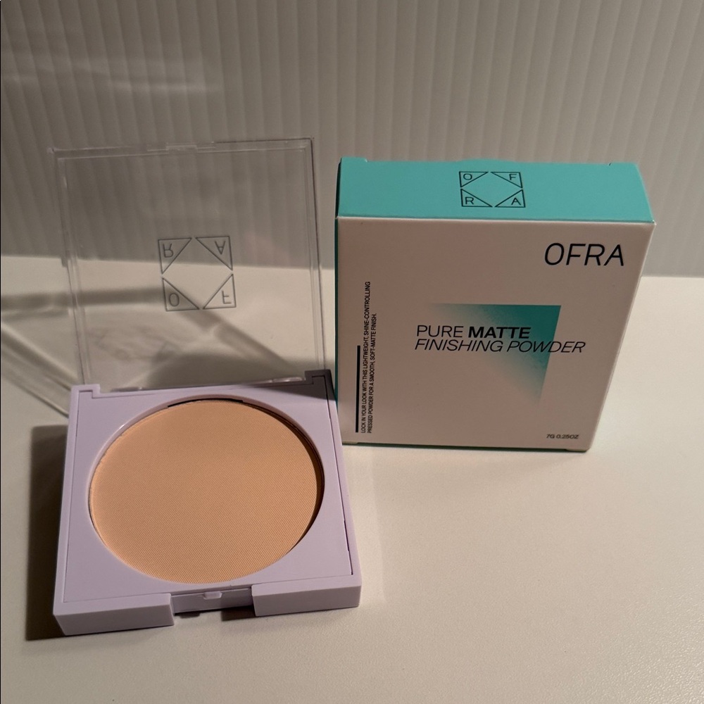 OFRA Pure Matte Finishing Powder - Beige - Picture 2 of 8